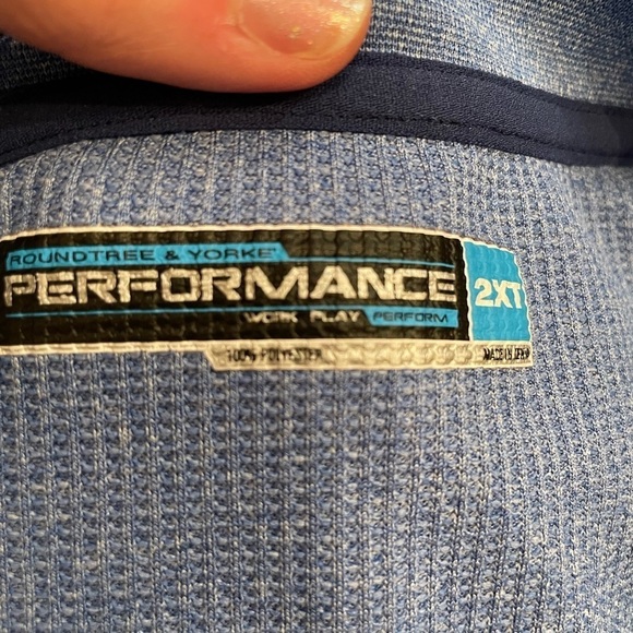 *3/$15 Roundtree & Yorke Light Blue Henley 2XT GUC - Picture 7 of 7